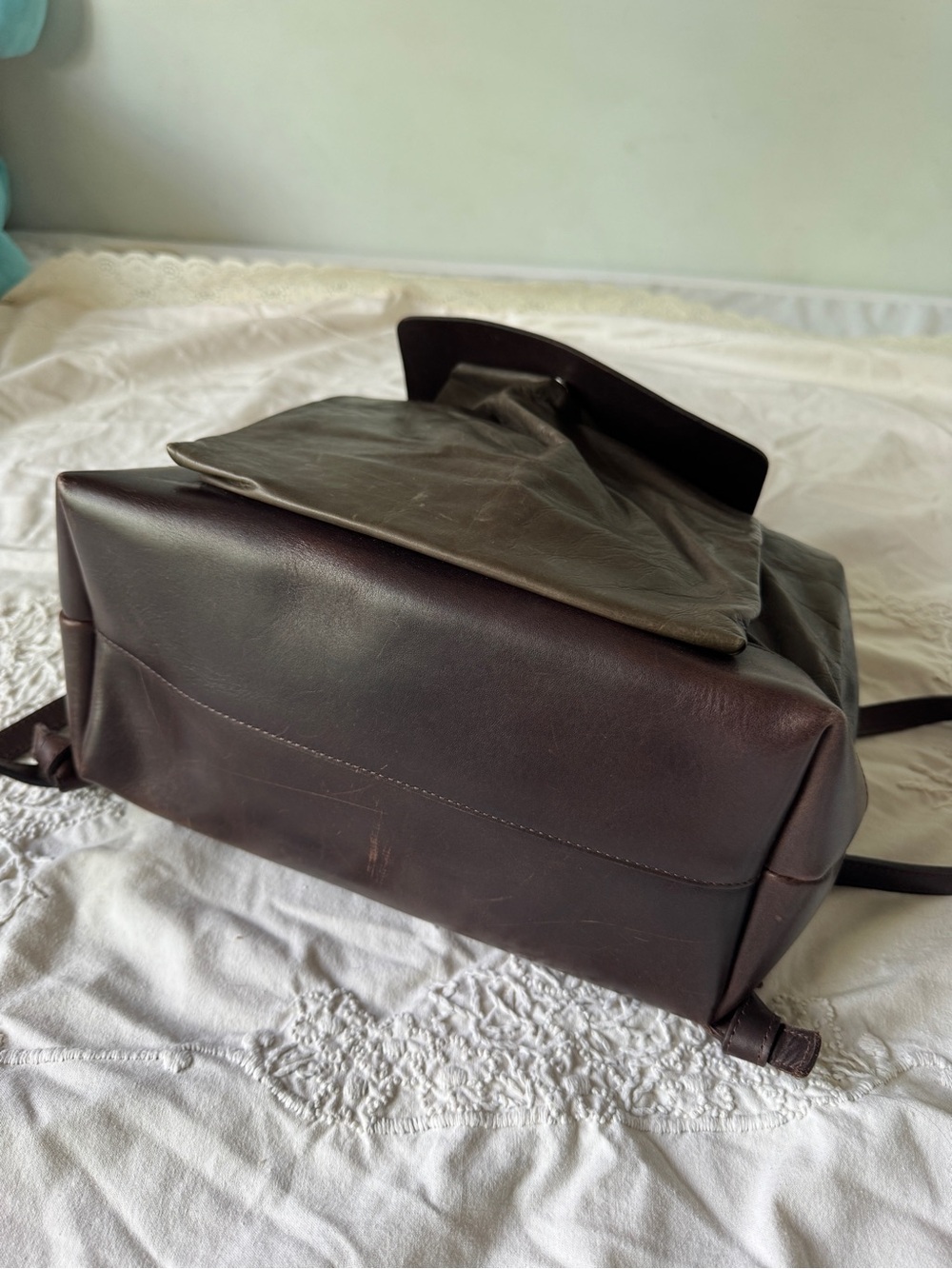 m0851 Leather Convertible Backpack Tote Bag Two Tone Olive Brown Made in Canada - Picture 11 of 14